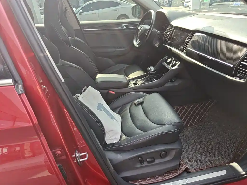 Skoda Kodiaq GT 2019 — фото 25