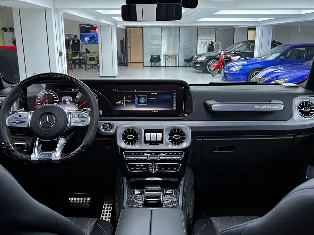 Mercedes-Benz G-Class AMG 2020 — фото 20
