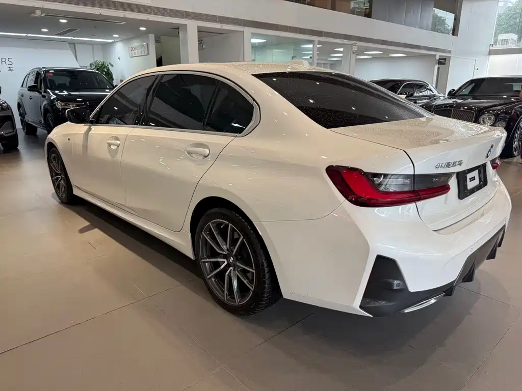 BMW 3 Series 2023