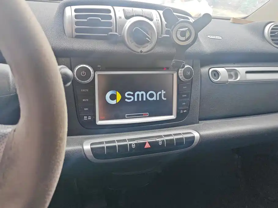 smart Fortwo 2014 — фото 13