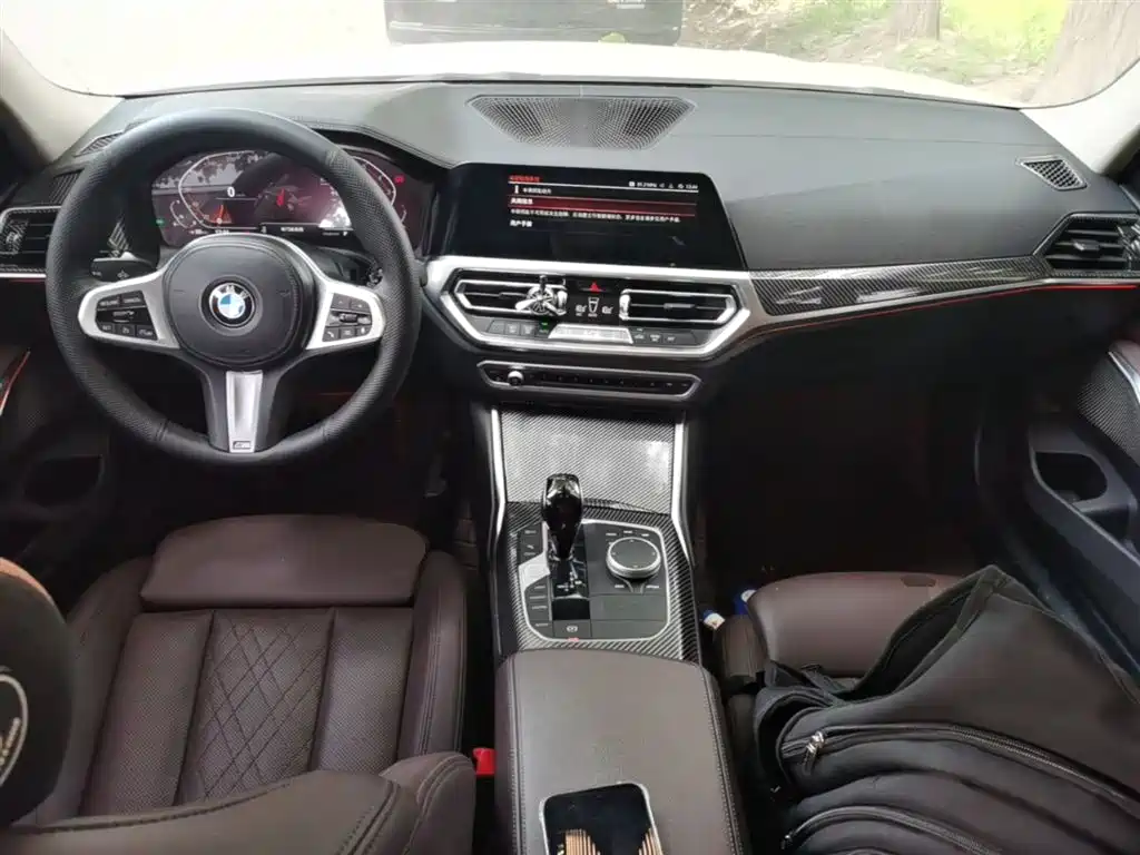 BMW 3 Series 2022 — фото 10
