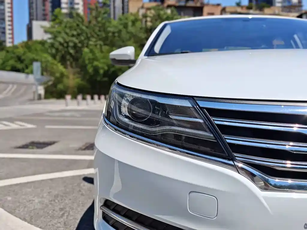 Roewe i6 Classic 2018 — фото 34