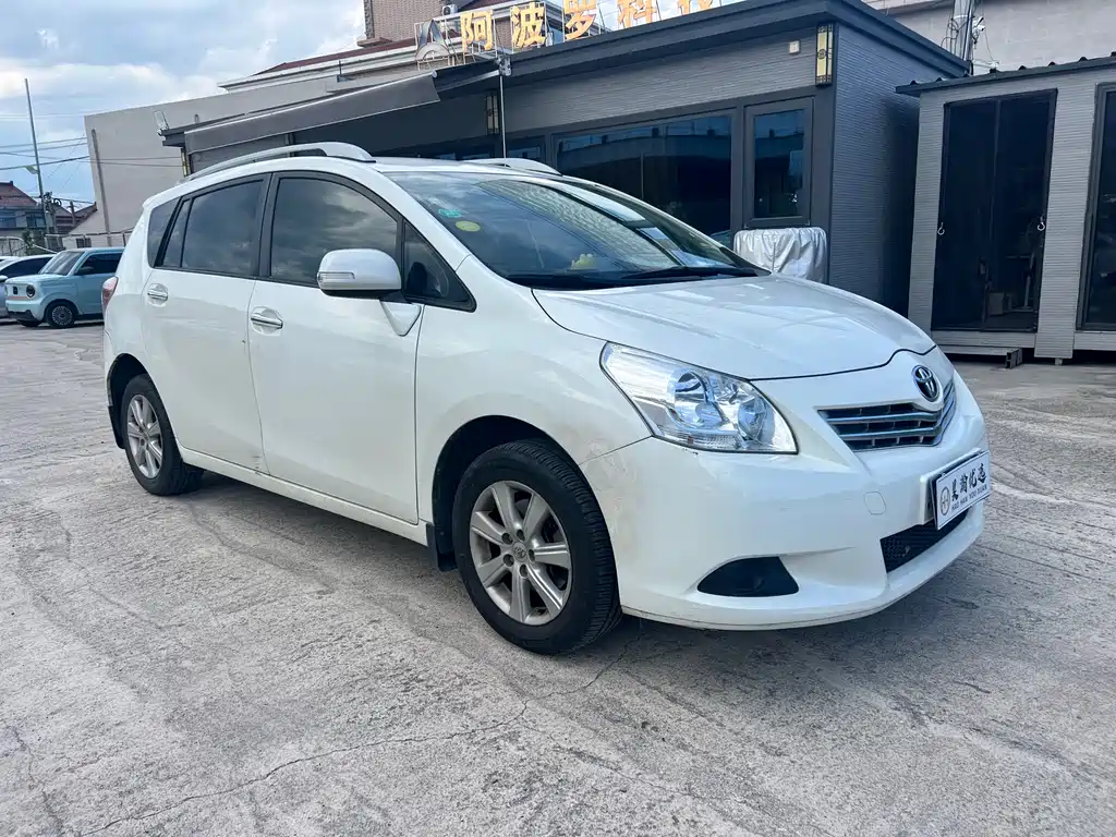 Toyota Verso 2012