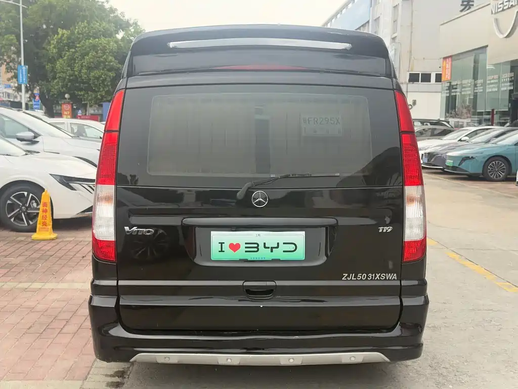 Mercedes-Benz Vito 2013 — фото 11