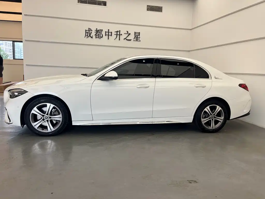 Mercedes-Benz C-Class 2022 — фото 3