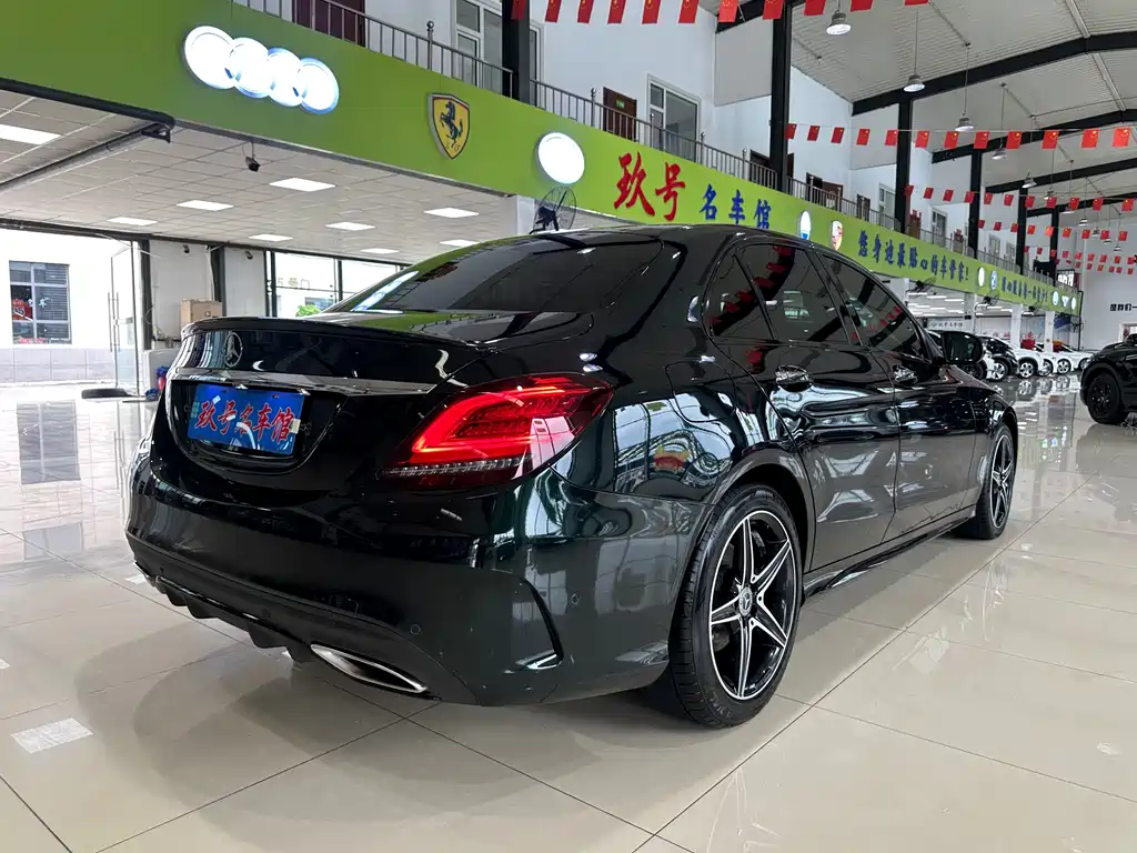 Mercedes-Benz C-Class 2018 — фото 14