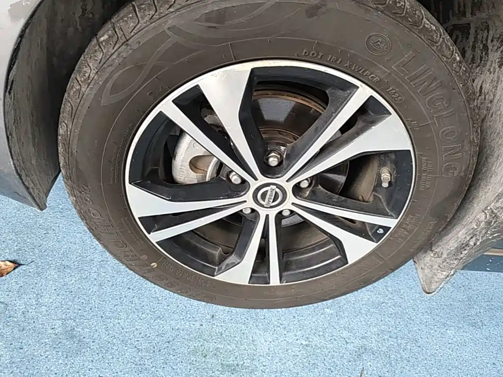 Nissan Sylphy 2020 — фото 23