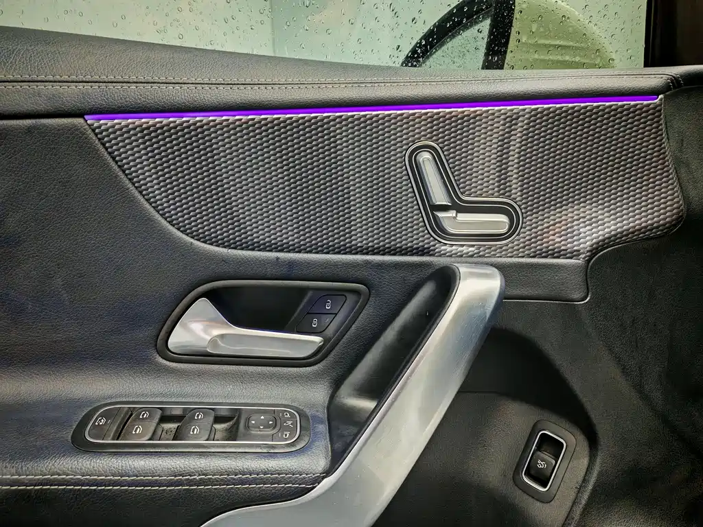 Mercedes-Benz A-Class 2022 — фото 18