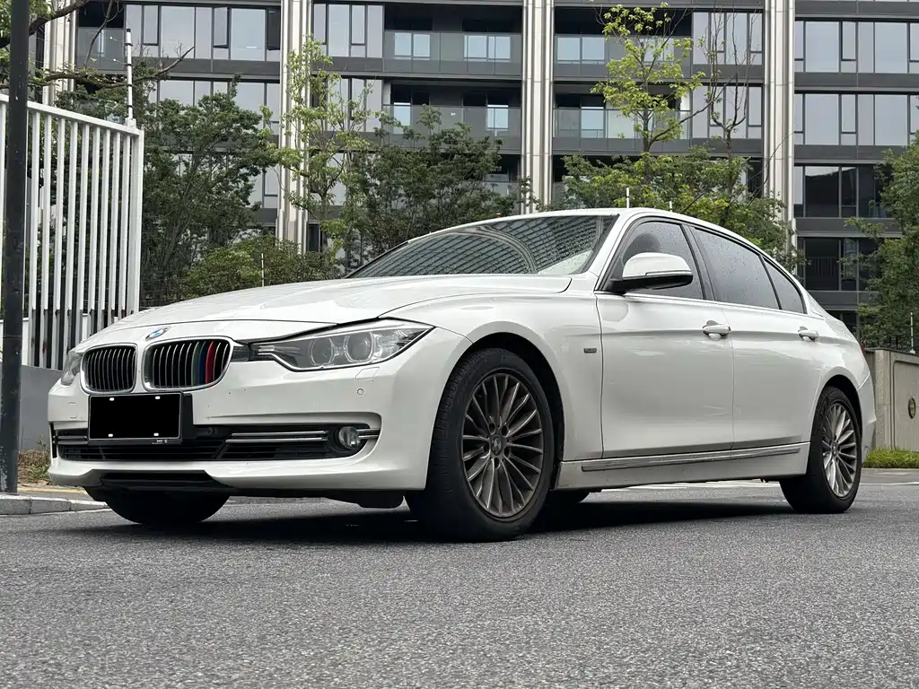 BMW 3 Series 2015