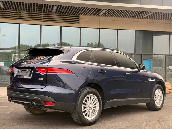 Jaguar F-PACE 2018