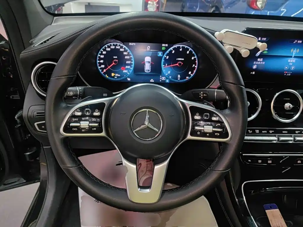Mercedes-Benz GLC Coupe 2021 — фото 11