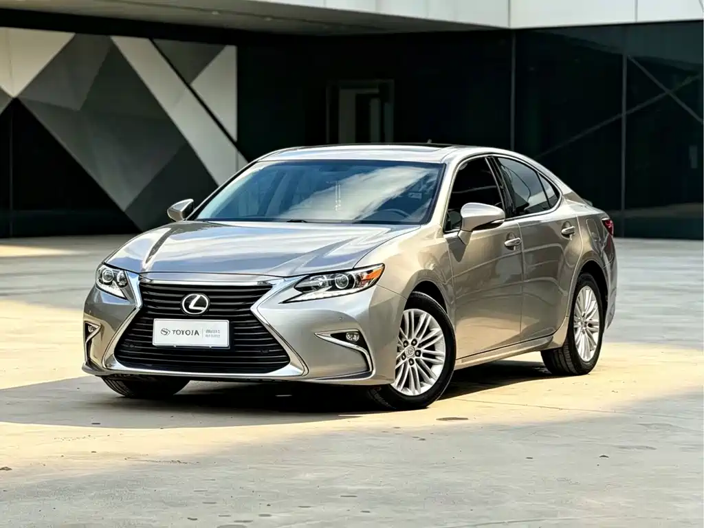 Lexus ES 2017