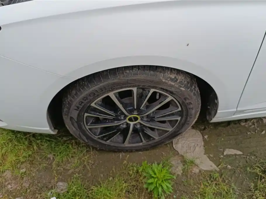 Roewe i5 2022