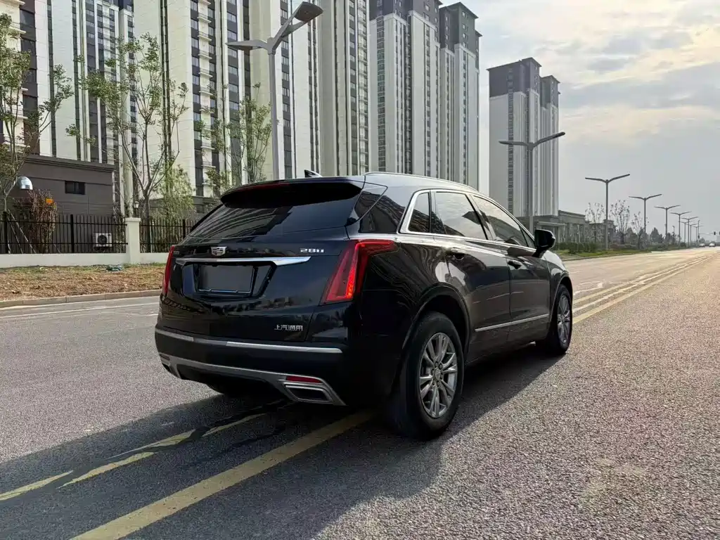 Cadillac XT5 2020 — фото 9