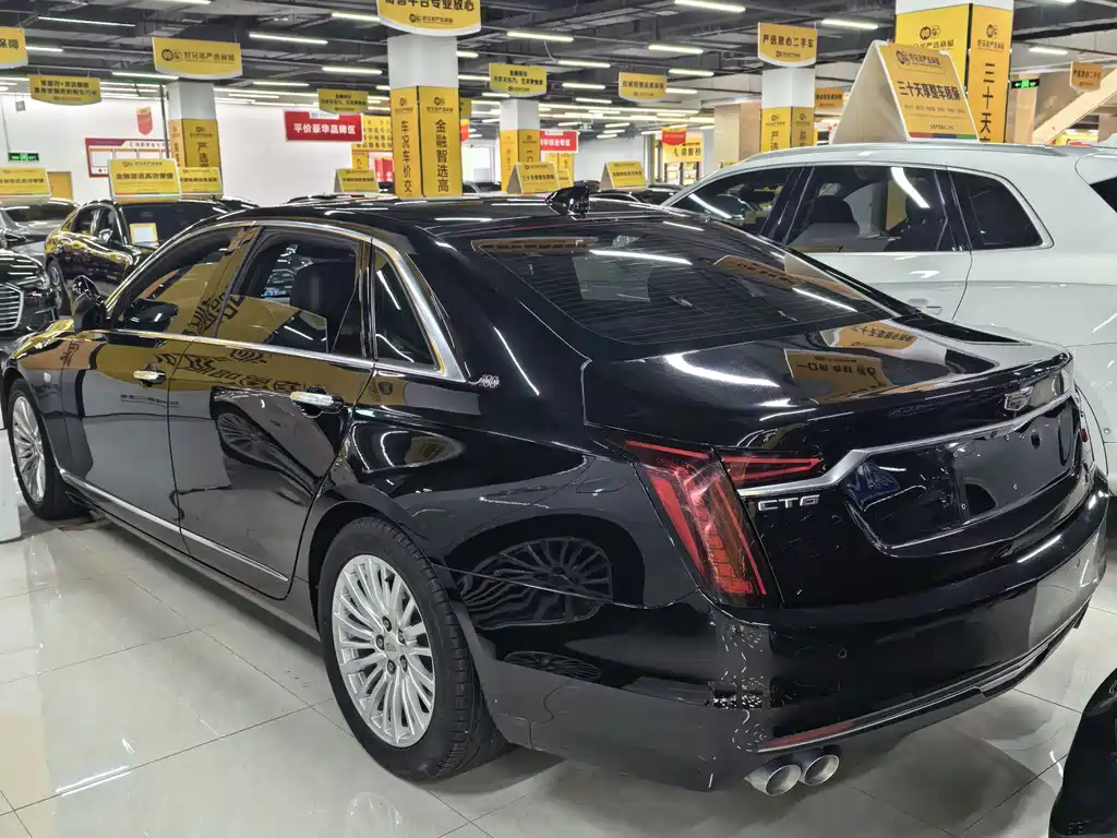 Cadillac CT6 2020 — фото 18