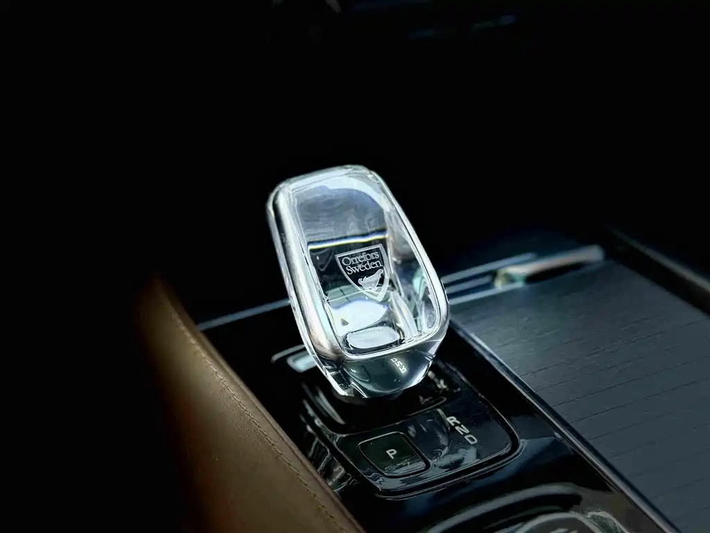 Volvo XC90 2021 — фото 8