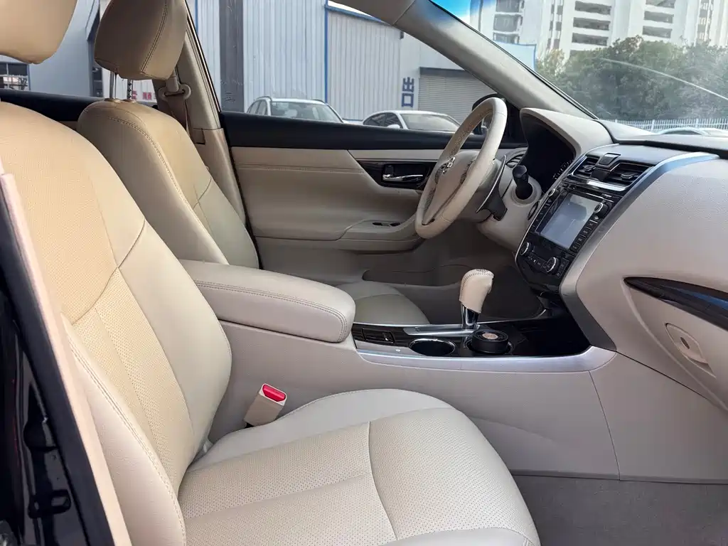 Nissan Teana 2014 — фото 11