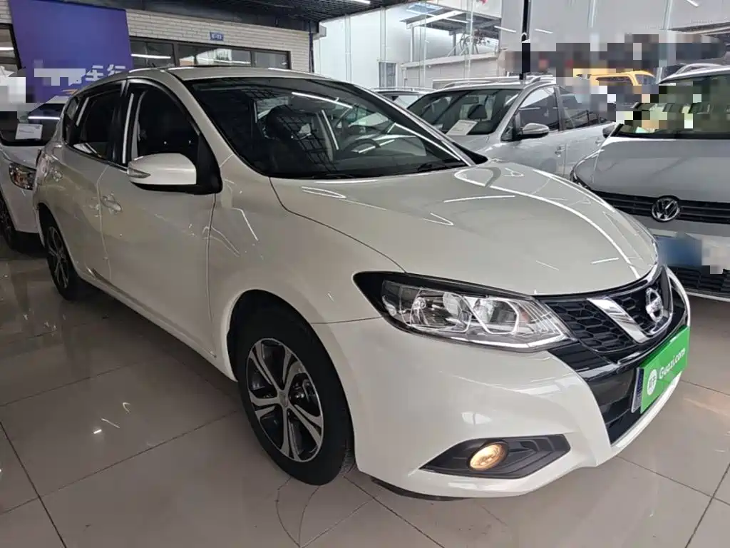 Nissan Tiida 2019 — фото 4