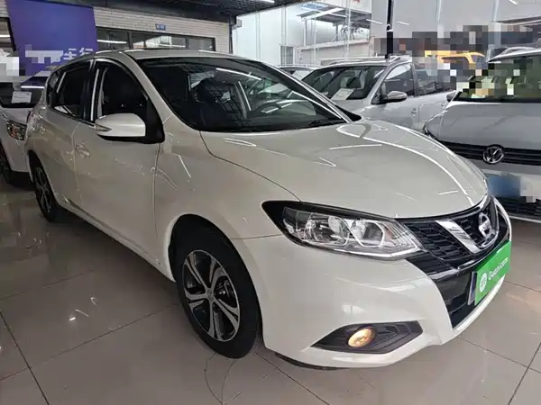 Nissan Tiida 2019
