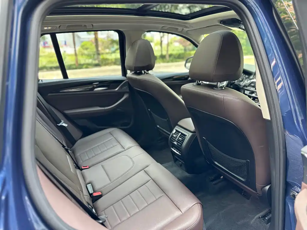 BMW X3 2018 — фото 15