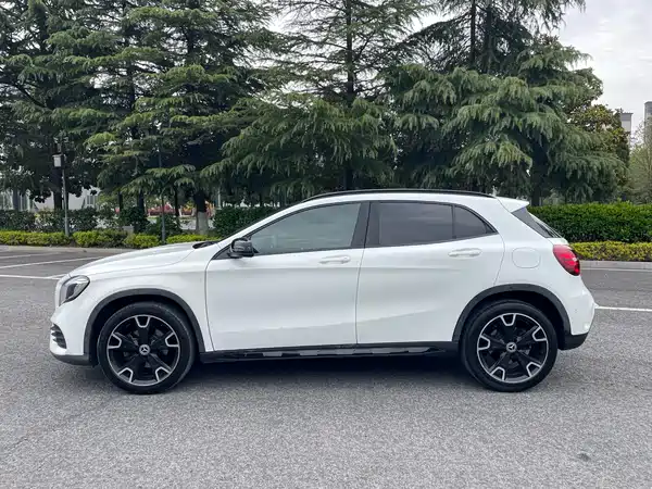 Mercedes-Benz GLA 2018