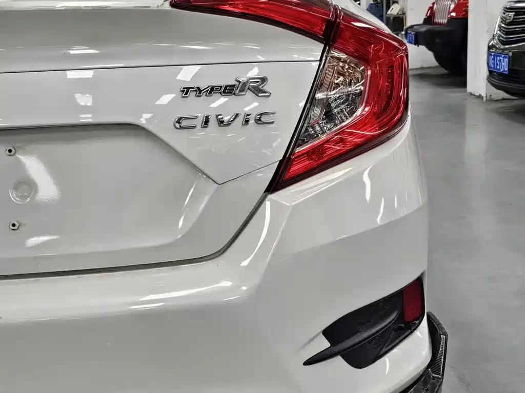 Honda Civic 2021 — фото 8