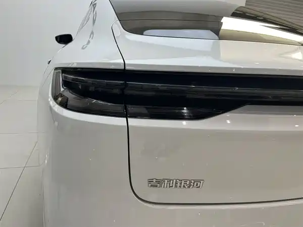 Geely Galaxy Starshine 8 2025