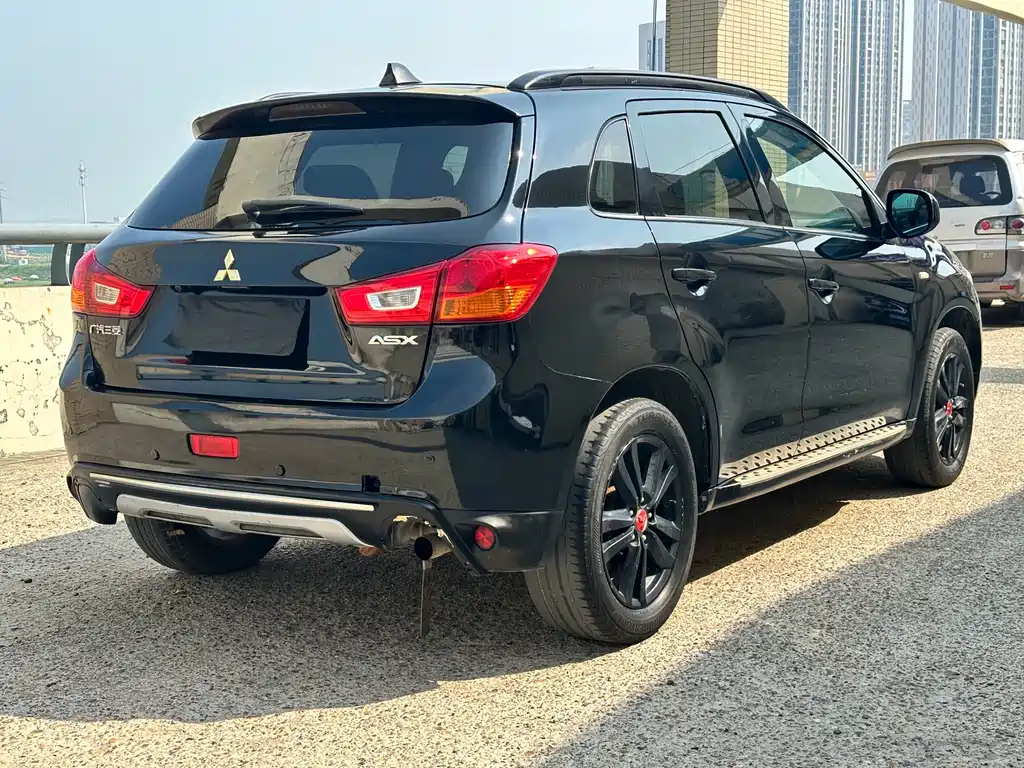 Mitsubishi ASX 2015