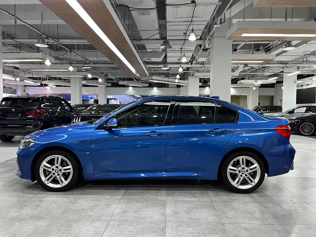 BMW 1 Series 2019 — фото 4