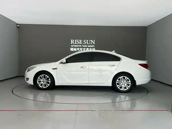Buick Regal 2012