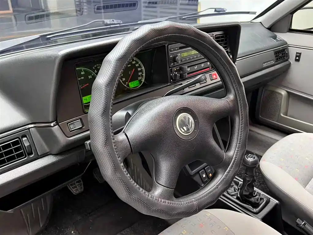 Volkswagen Santana Classic 2012