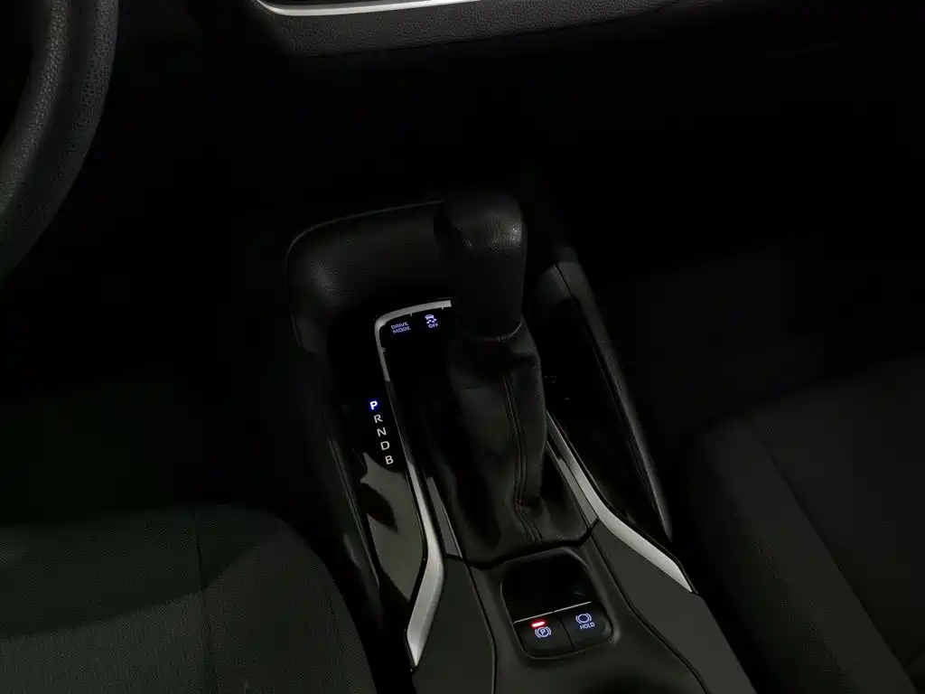 Toyota Corolla 2021 — фото 13