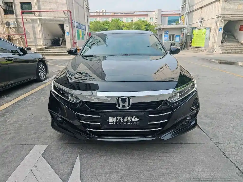 Honda Accord 2023 — фото 2