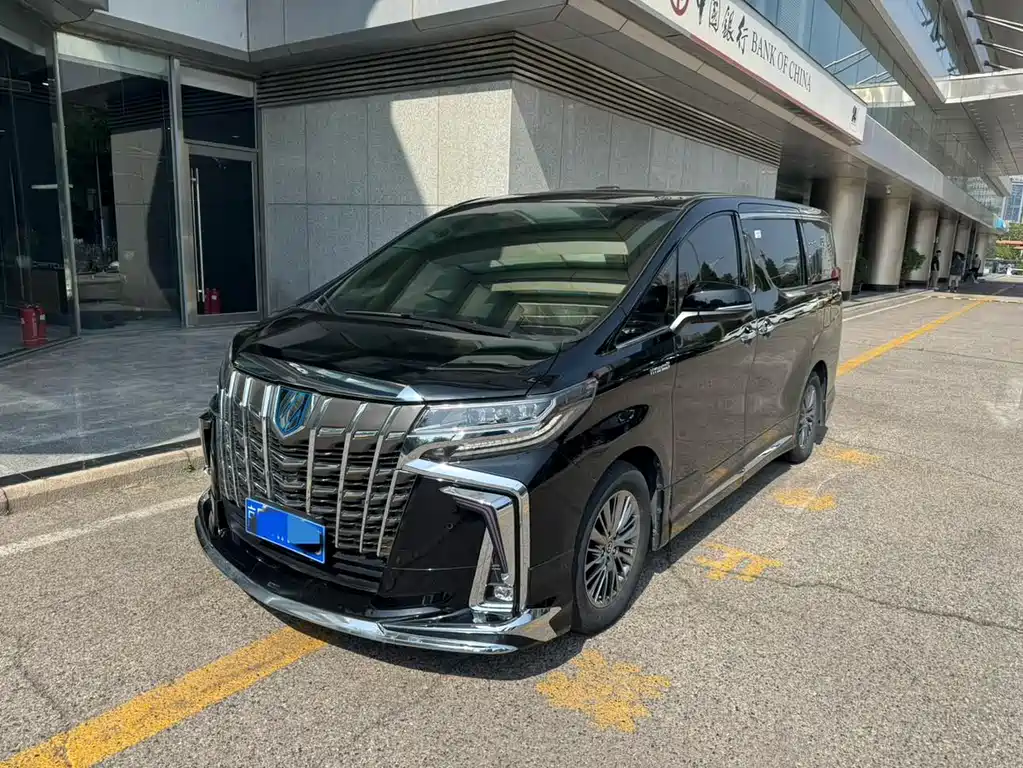 Toyota Alphard 2022 — фото 2