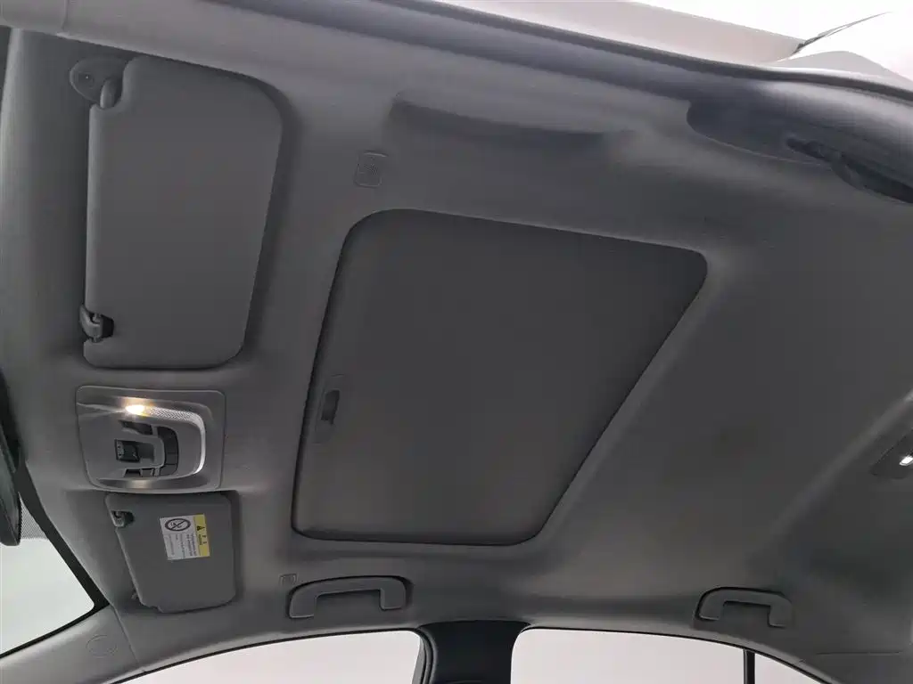 Toyota Corolla 2025 — фото 14