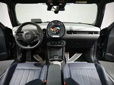 MINI MINI 2025