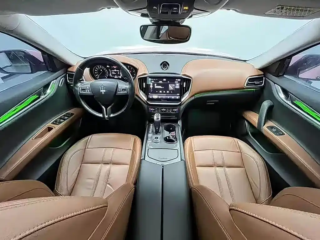 Maserati Ghibli 2021 — фото 9