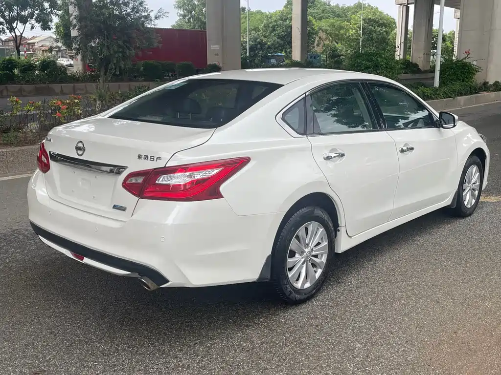 Nissan Teana 2018 — фото 10