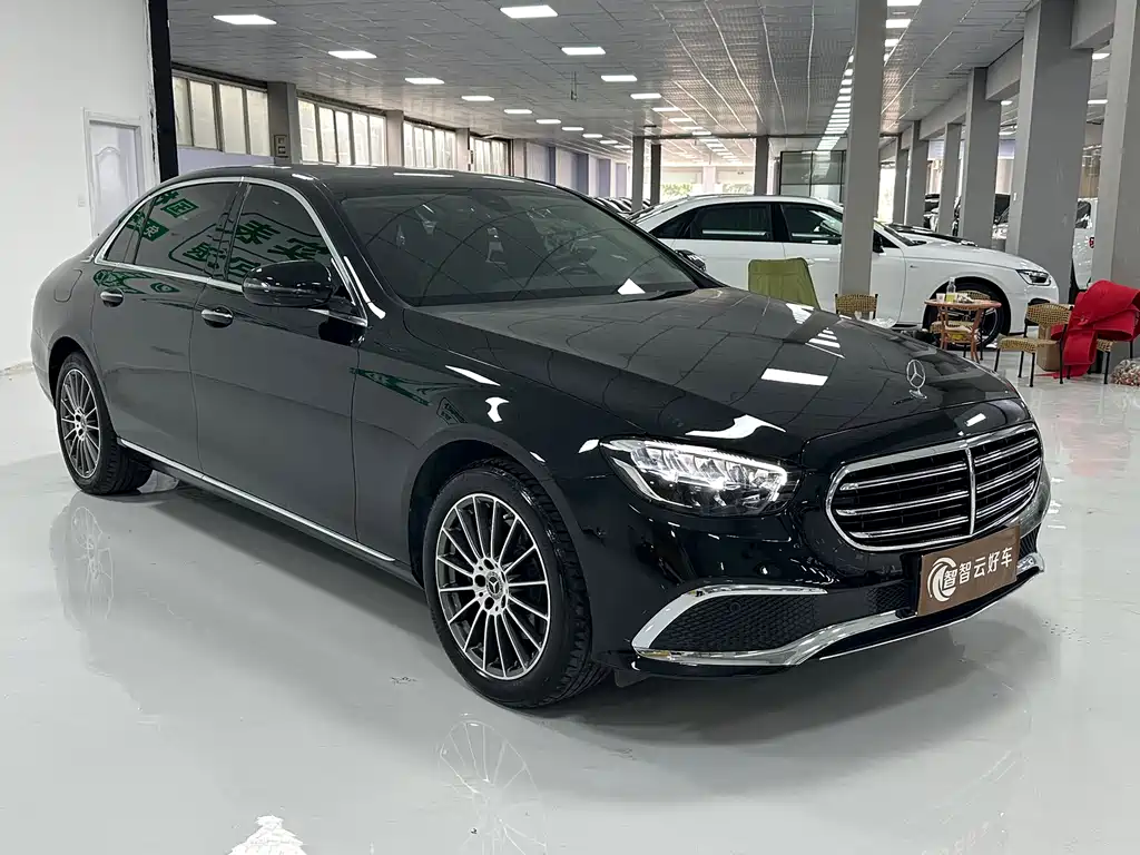 Mercedes-Benz E-Class 2023