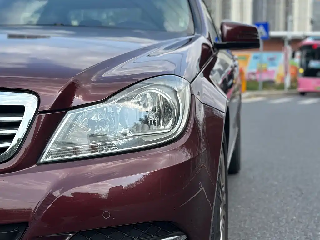Mercedes-Benz C-Class 2012