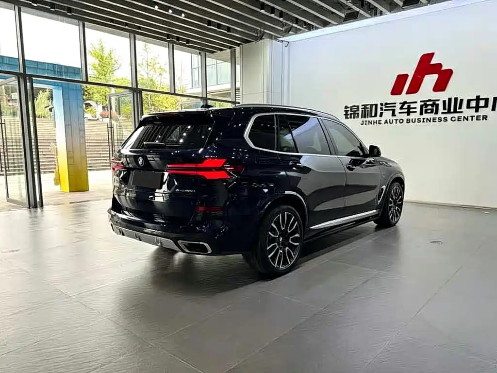 BMW X5 2024 — фото 11
