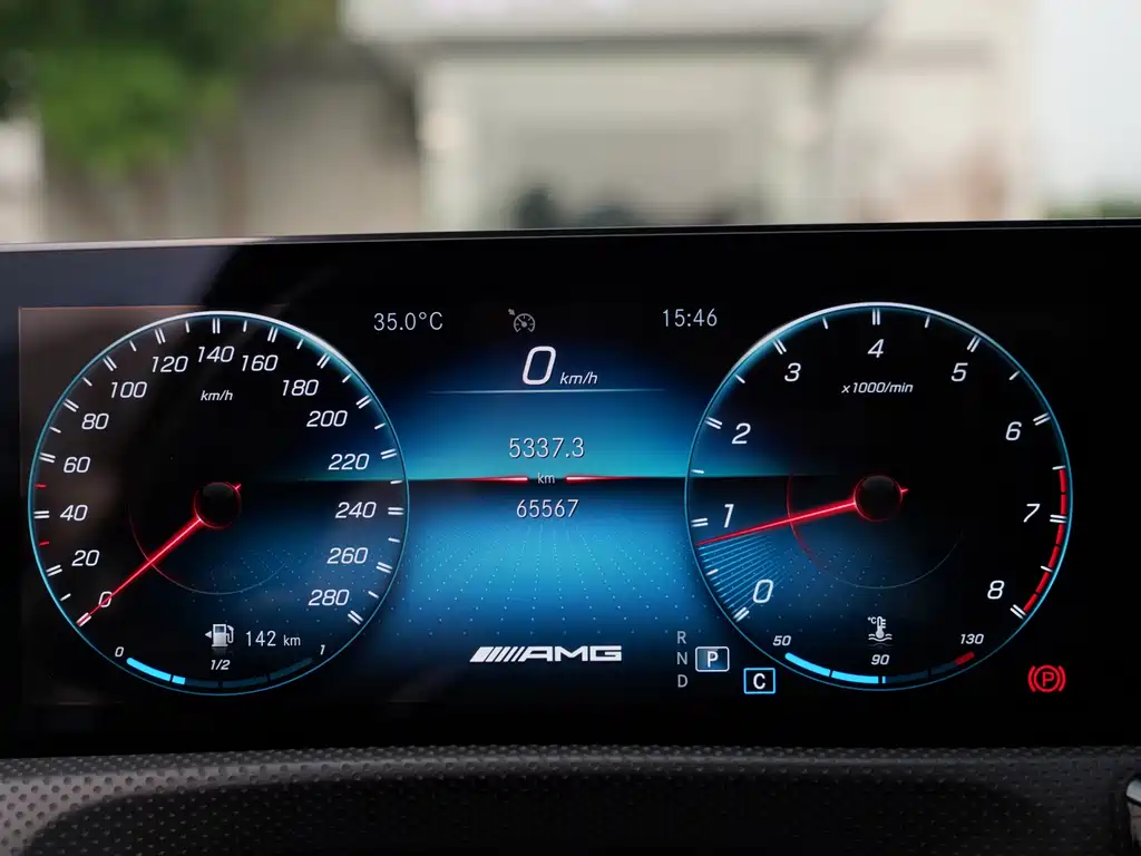 Mercedes-Benz CLA AMG 2022 — фото 11