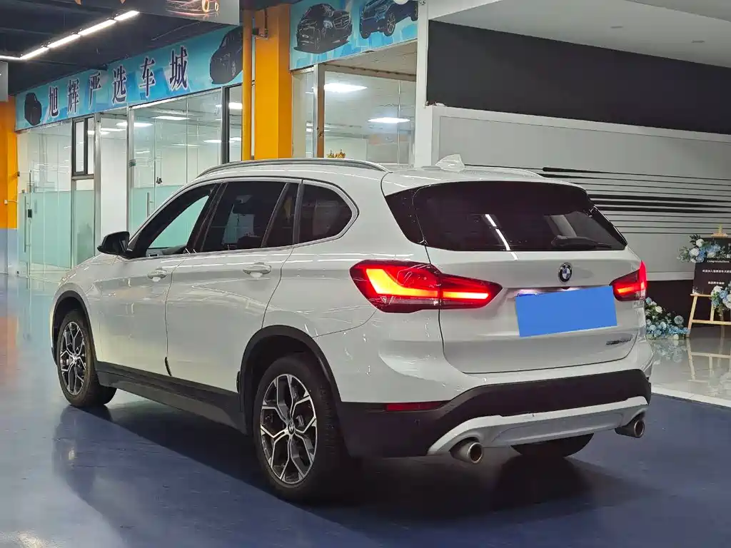 BMW X1 2023 — фото 5