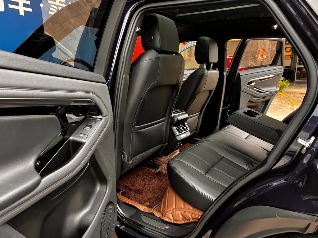 Land Rover Evoque 2020 — фото 22