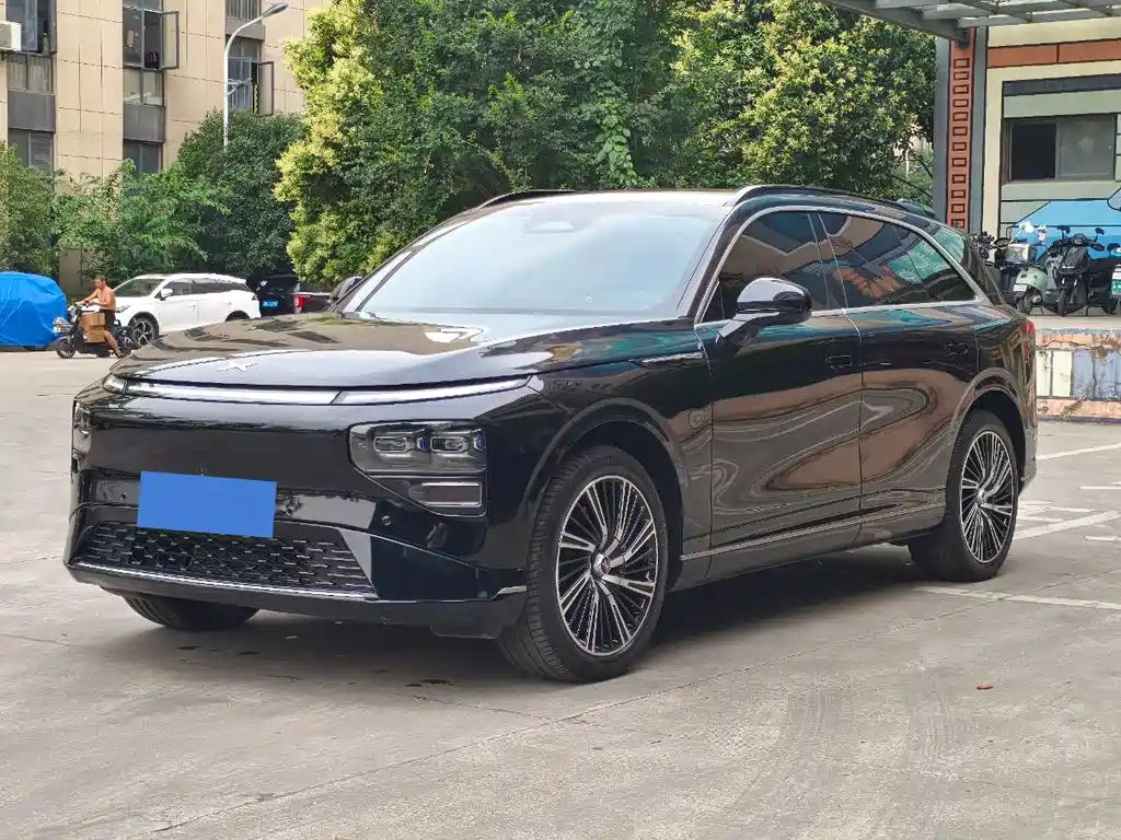 XPeng G9 2025
