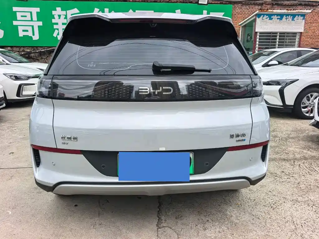BYD Sealion 05 EV 2025 — фото 5