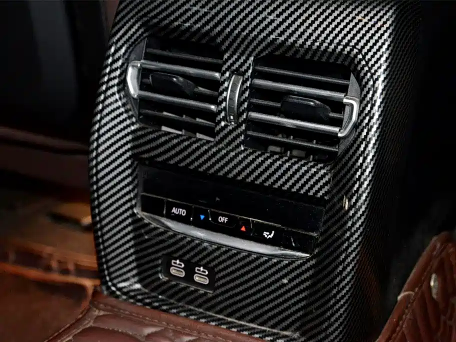 BMW 3 Series 2021 — фото 17