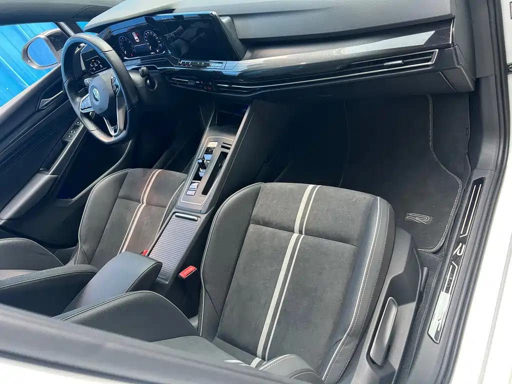Volkswagen Golf 2022