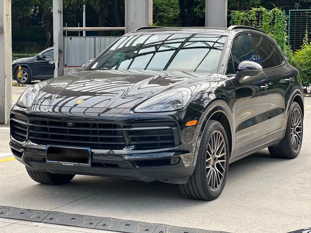 Porsche Cayenne 2022
