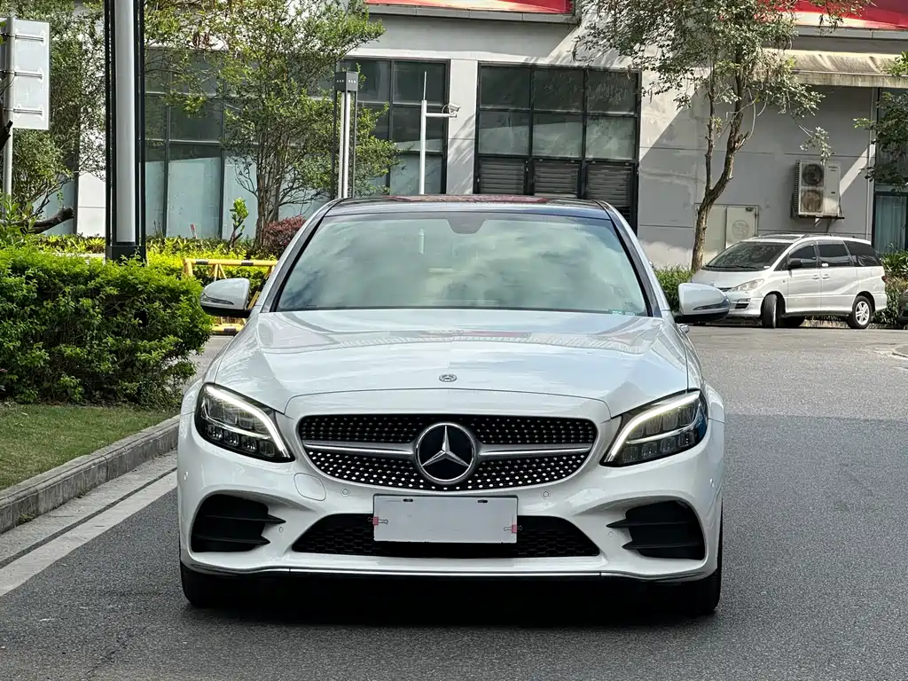 Mercedes-Benz C-Class 2019 — фото 2